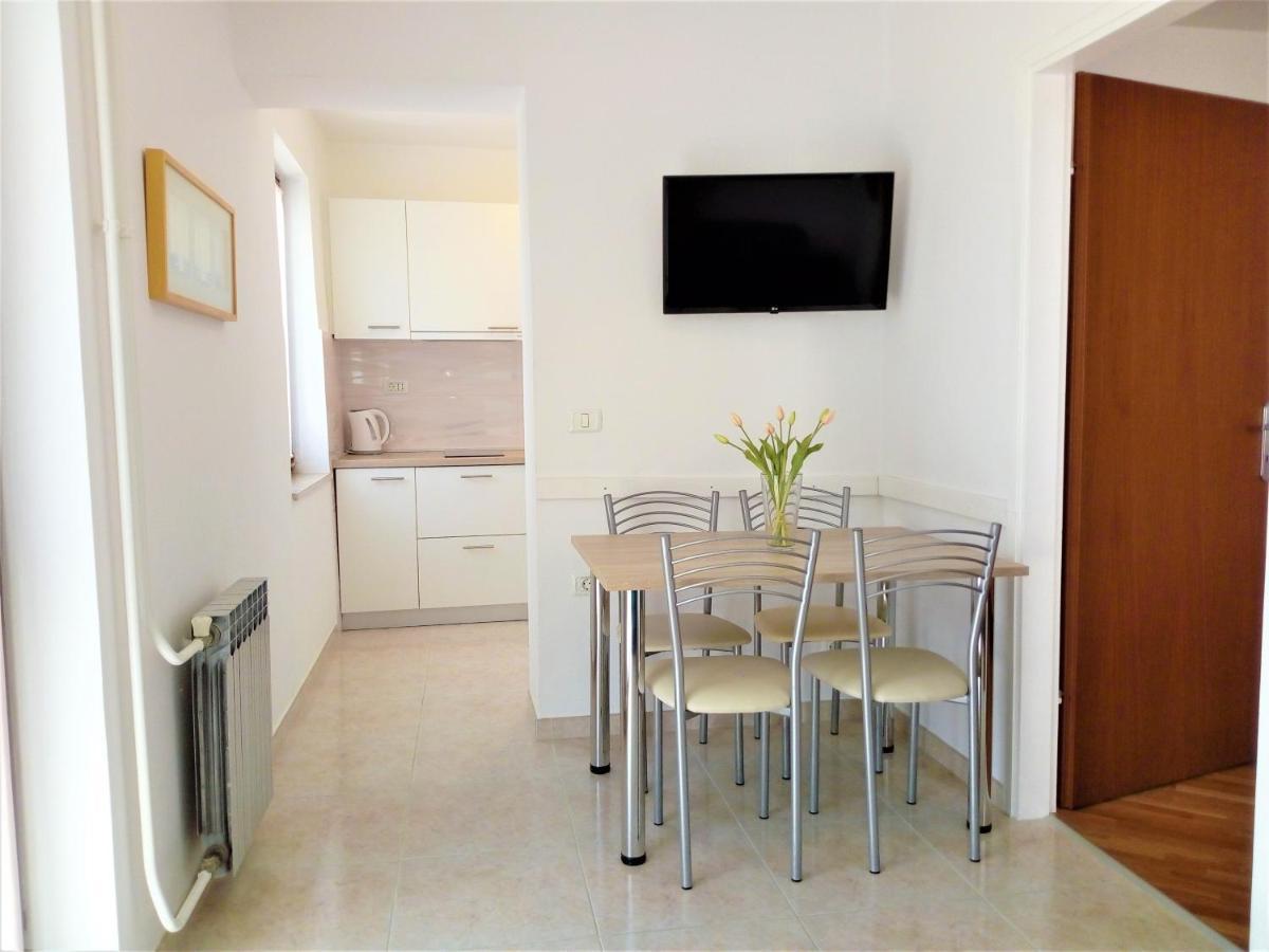 Istra 2 Apartment เมดูลิน ภายนอก รูปภาพ